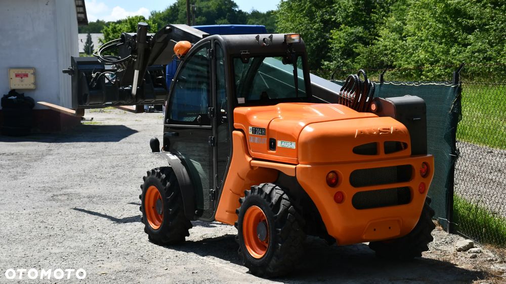 Ausa T 240H - 30