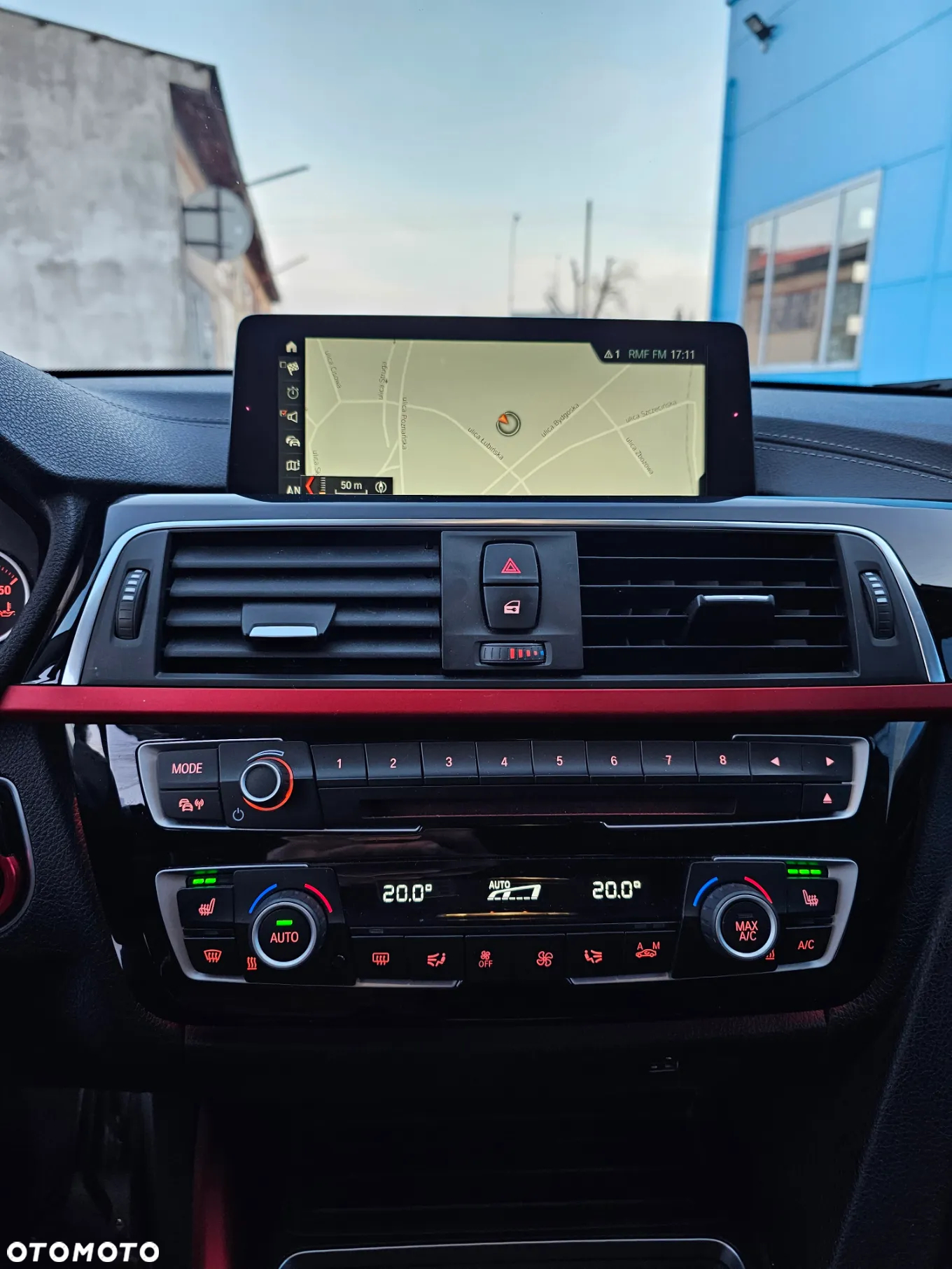 BMW Seria 3 320d Sport Line - 23