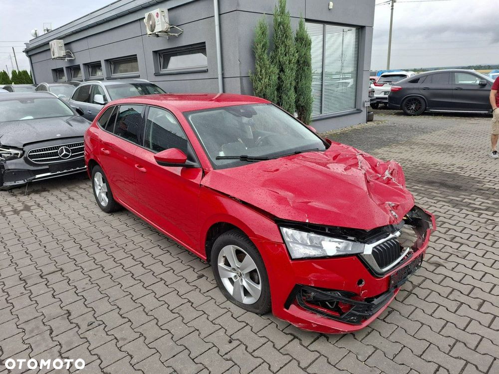 Skoda Scala 1.0 TGI G-TEC Ambition - 2