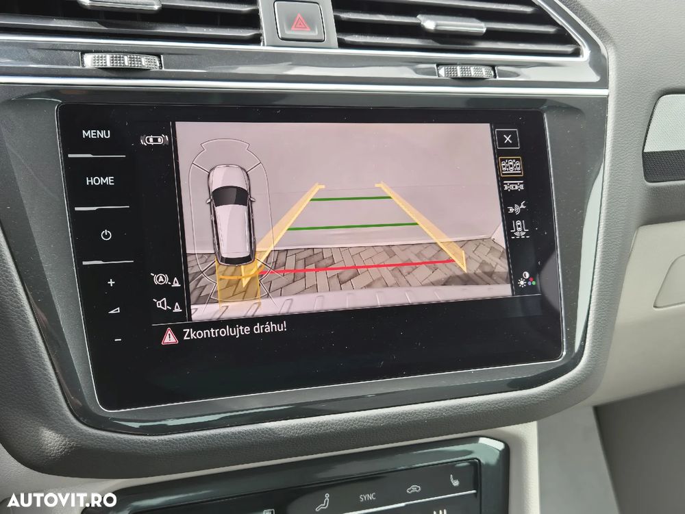 Volkswagen Tiguan 2.0 TDI SCR 4MOTION DSG Elegance - 29