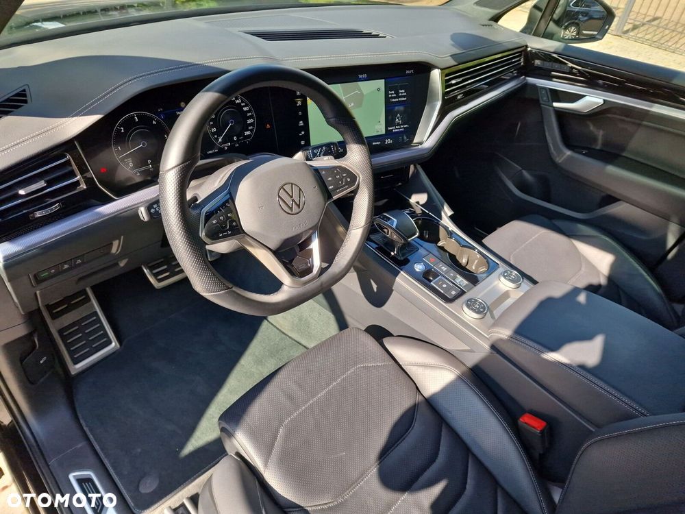 Volkswagen Touareg 3.0 V6 TDI SCR 4Mot R-Line - 13
