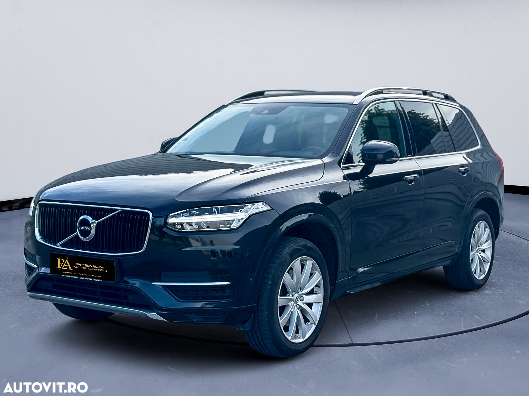 Volvo XC 90 B5 D AWD Geartronic Momentum Pro - 2