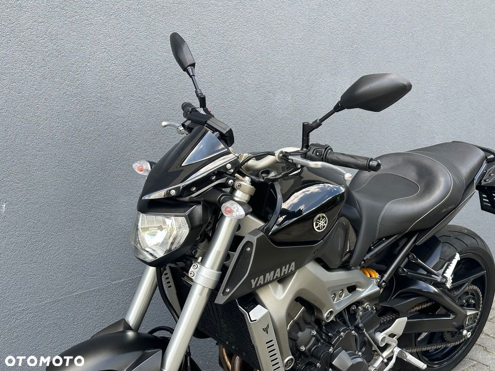 Yamaha MT - 11