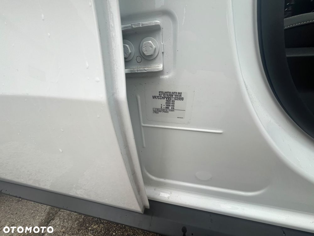 Citroën C3 Turbo 100 Stop&Start MAX - 8