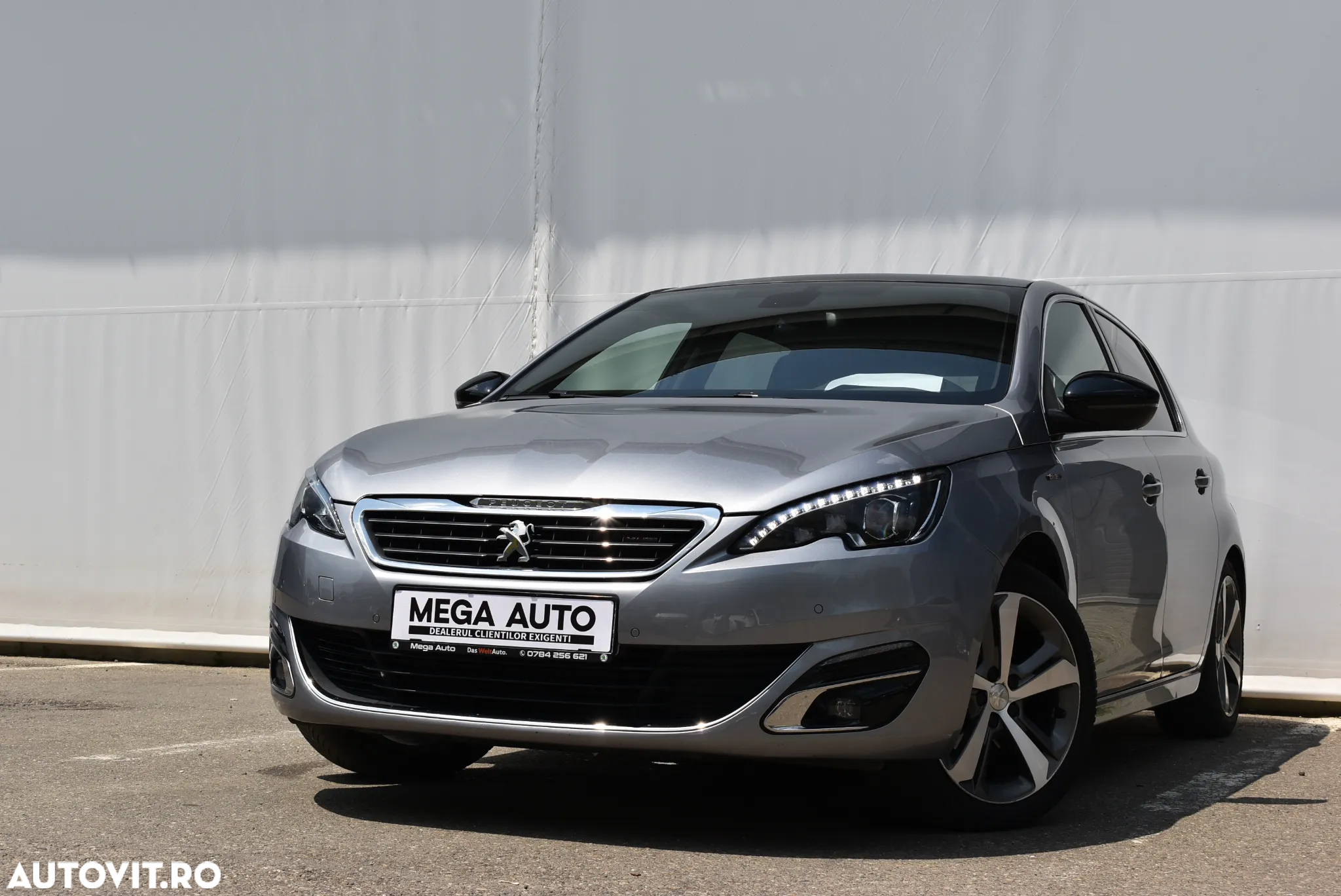 Peugeot 308 SW 1.2 L PureTech Turbo Allure Aut. - 2