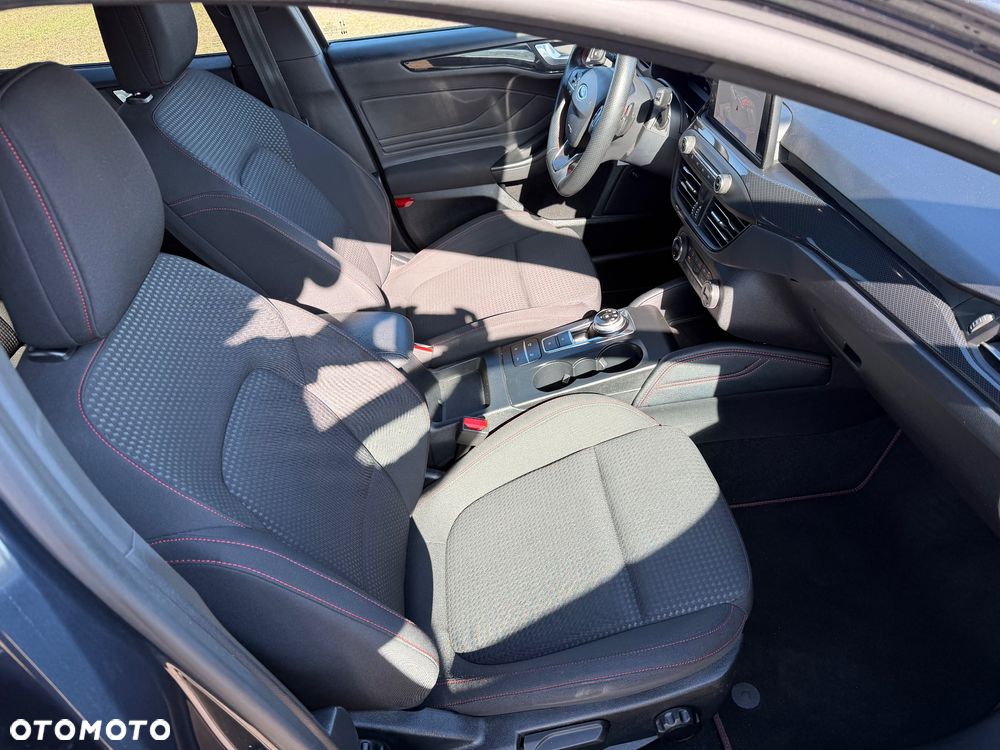 Ford Focus 1.5 EcoBoost STart-Stopp-System ST-LINE - 14