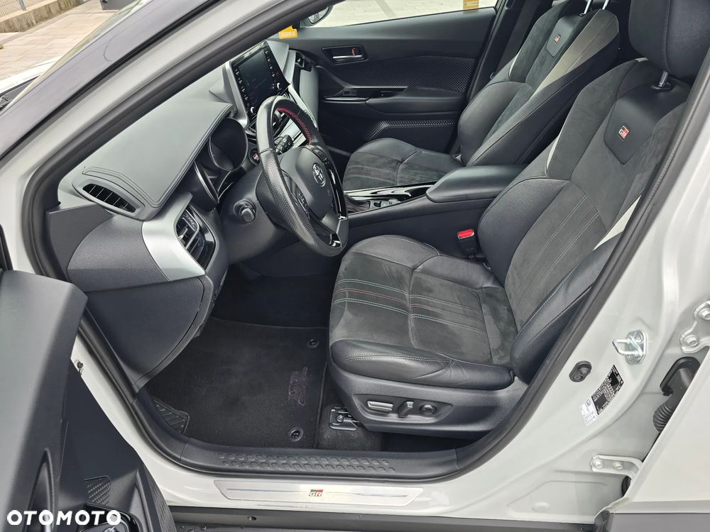 Toyota C-HR 1.8 Hybrid GPF GR Sport - 27