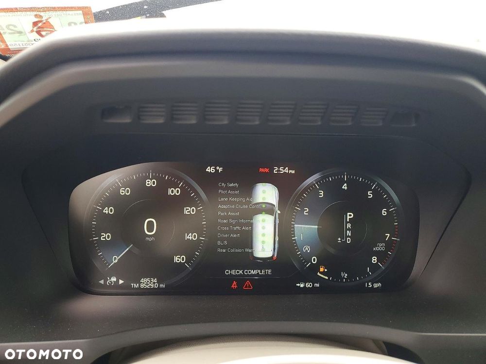 Volvo XC 90 T6 AWD Geartronic Momentum - 10