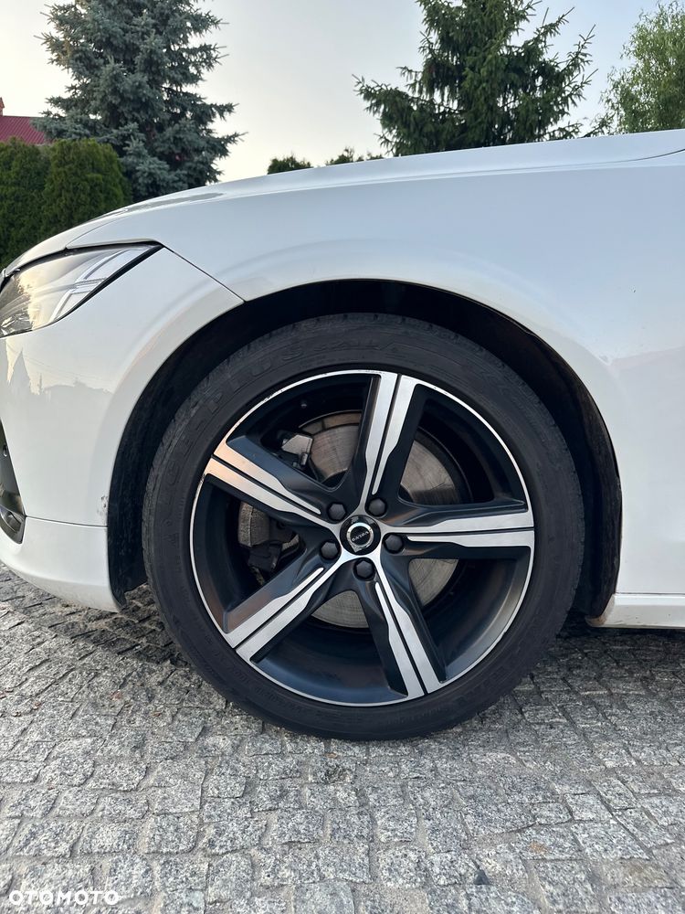 Volvo V90 D3 R-Design - 13
