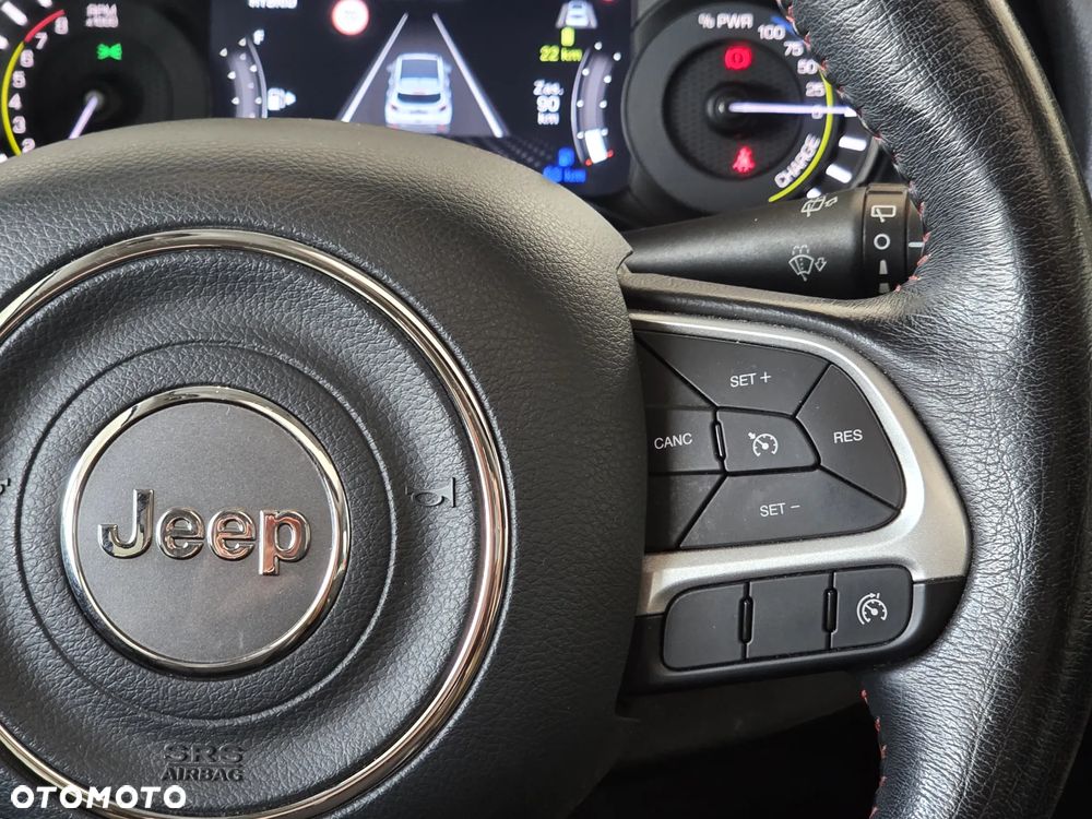 Jeep Renegade - 21