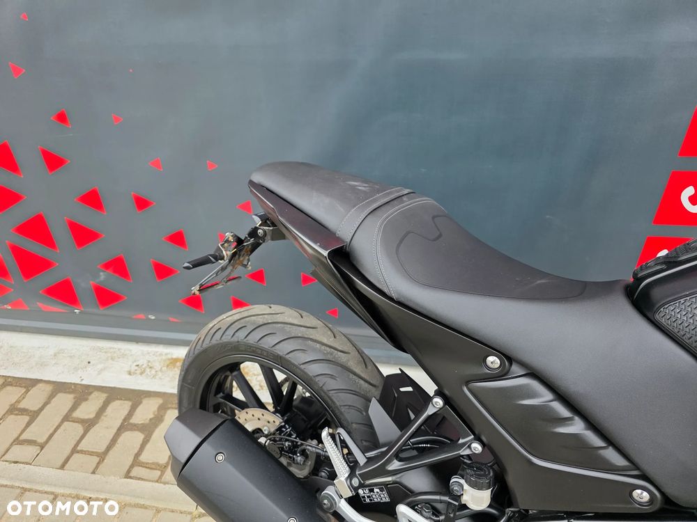 Yamaha MT - 21
