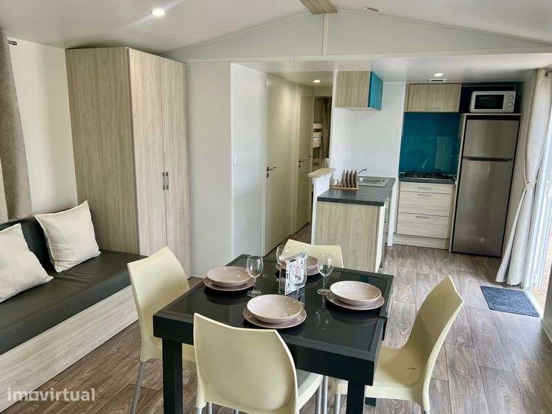 Casa Móvel T4 11x4 m – Estado Irrepreensível + Terraço Oferta - Grande imagem: 2/12