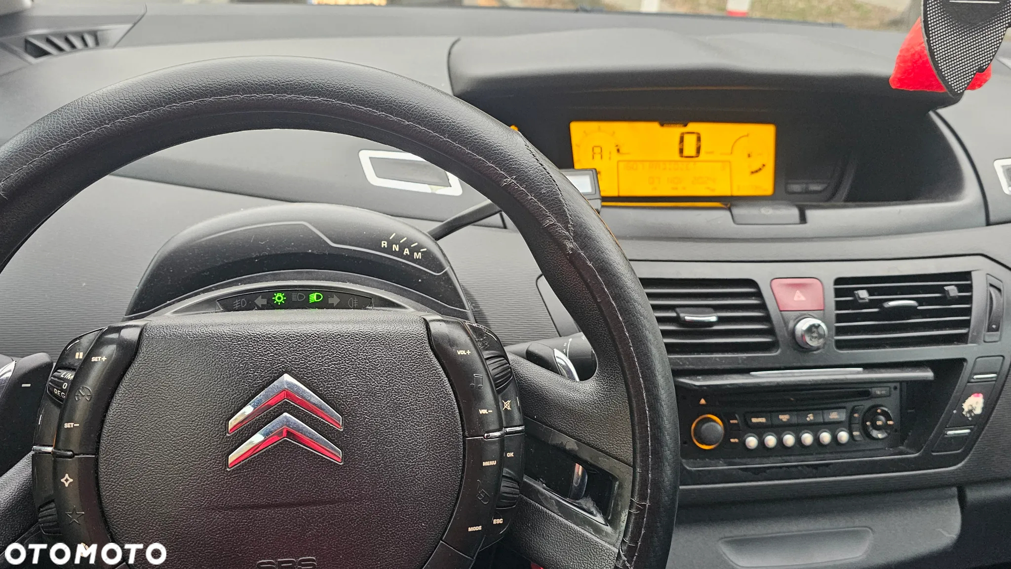Citroën C4 Picasso 2.0 16V 7-Sitzer EGS6 Exclusive - 2