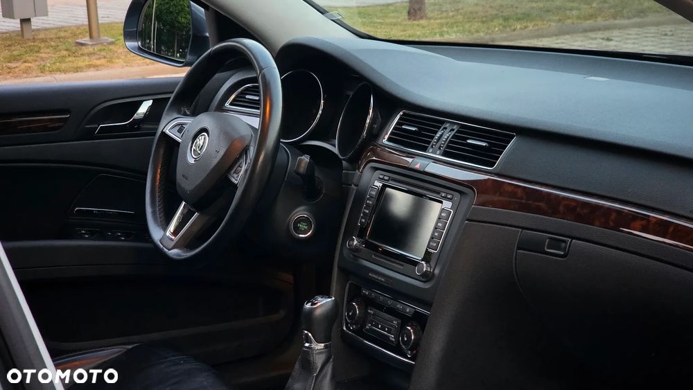 Skoda Superb 1.6 TDI Business - 18