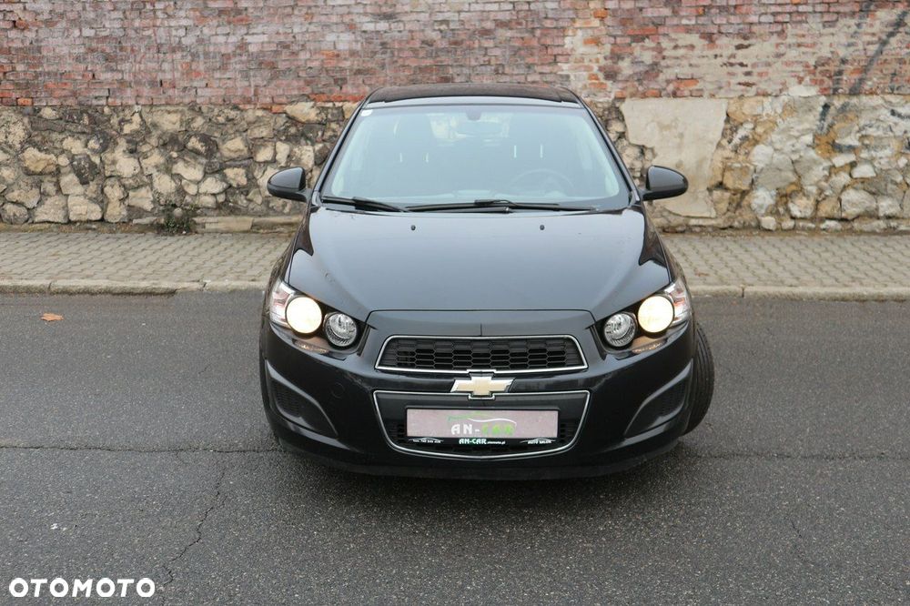 Chevrolet Aveo 1.2 LT - 8