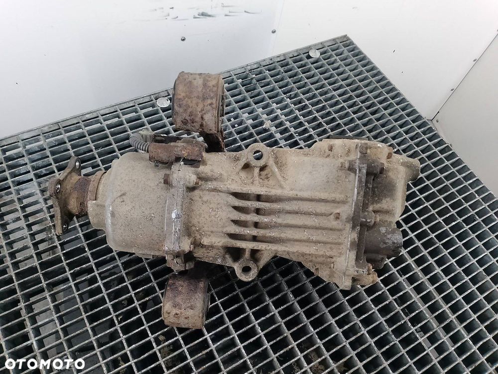DYFERENCJAŁ TYŁ KIA SPORTAGE II 47800-39000 2.0 CRDI - 6