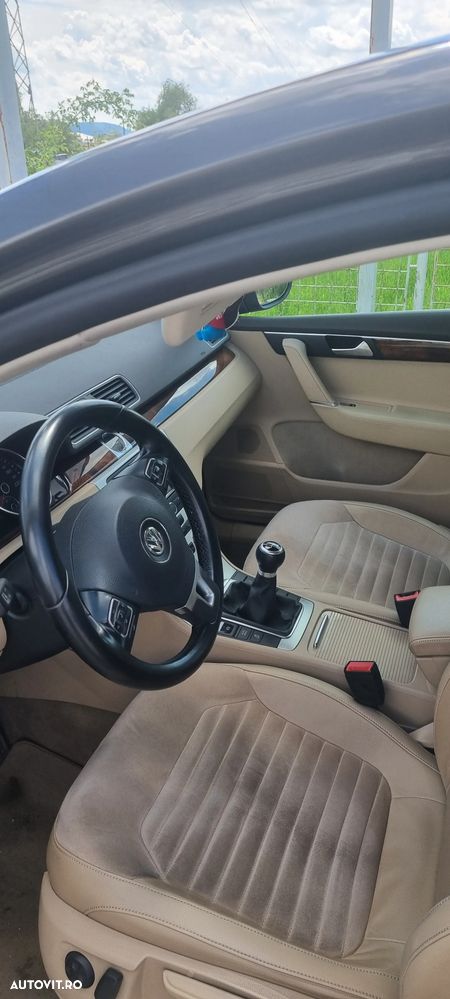 Volkswagen Passat 2.0 TDI BlueMotion Technology Highline - 6