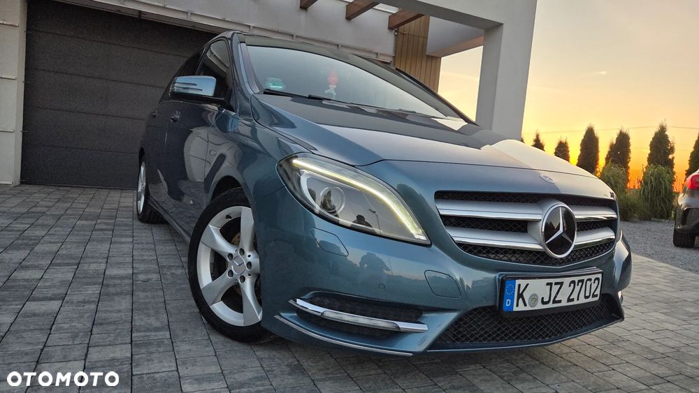 Mercedes-Benz Klasa B 200 (BlueEFFICIENCY) - 23