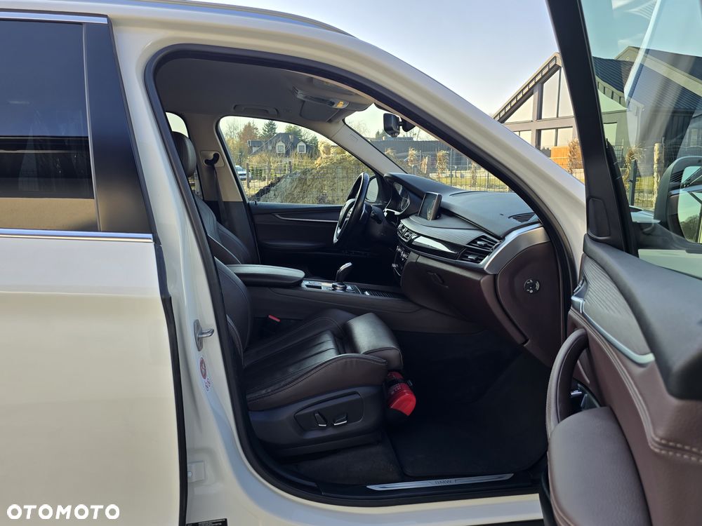 BMW X5 xDrive25d - 32