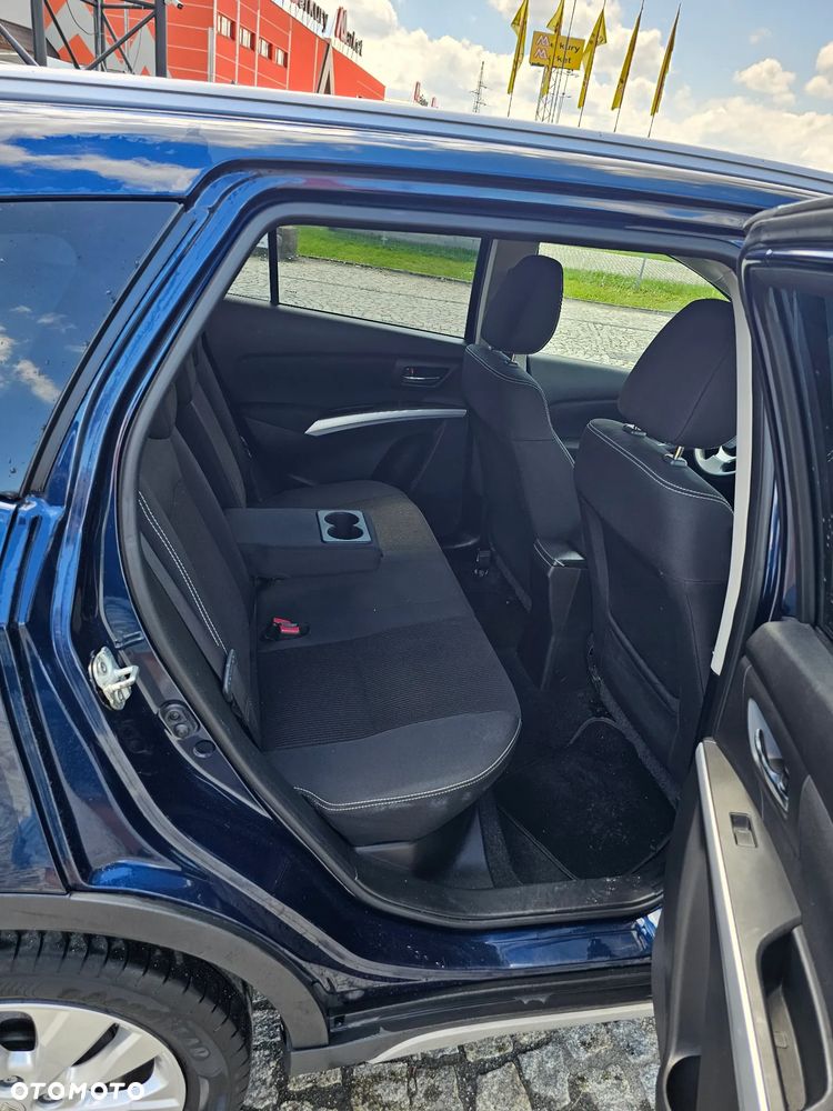 Suzuki SX4 S-Cross 1.6 DDiS TCSS 4x4 Comfort - 13
