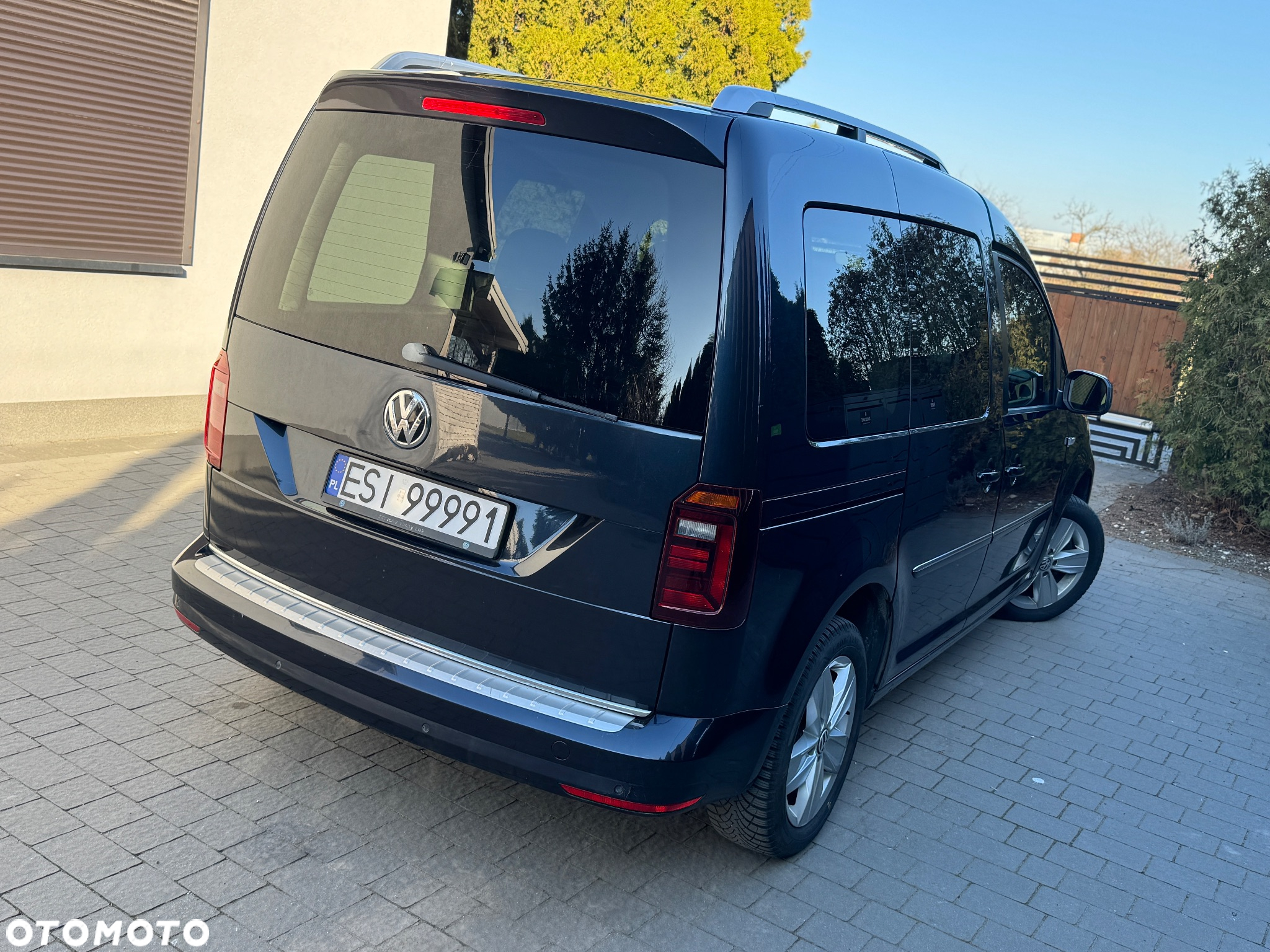 Volkswagen Caddy 2.0 TDI Highline DSG - 2