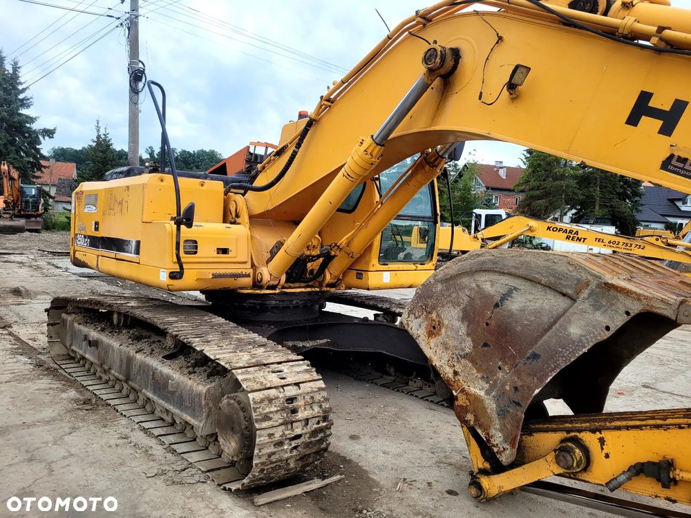 Hyundai 250LC-7 - 6