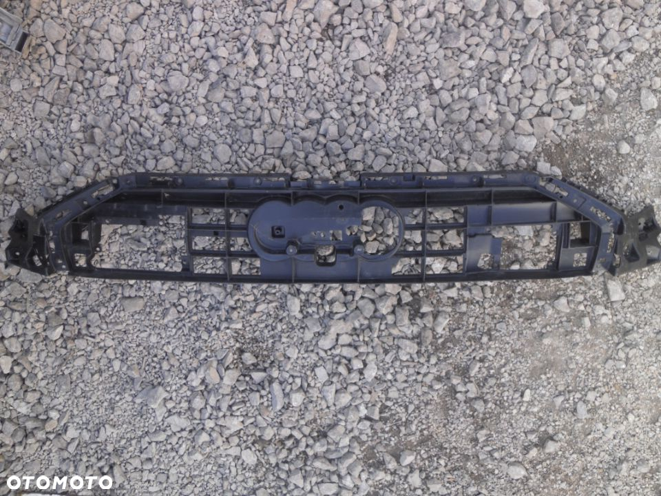 AUDI A6 C8 WZMOCNIENIE ATRAPY GRILL Numer katalogowy części 4K0807233A - 5