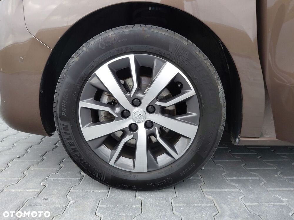 Toyota Proace Verso 2.0 D4-D Long VIP - 19