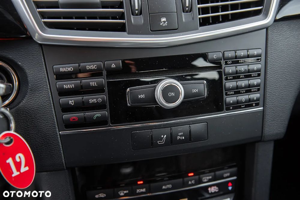 Mercedes-Benz Klasa E 200 CDI Avantgarde - 23