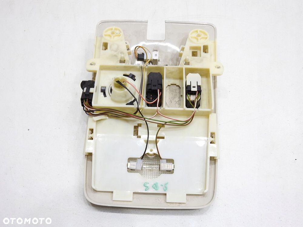 LAMPKA OŚWIETLENIE KABINY SAAB 9-5 95 LIFT - 4