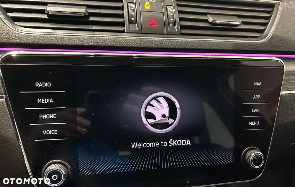 Skoda Superb 2.0 TDI 4x4 DSG Style - 13