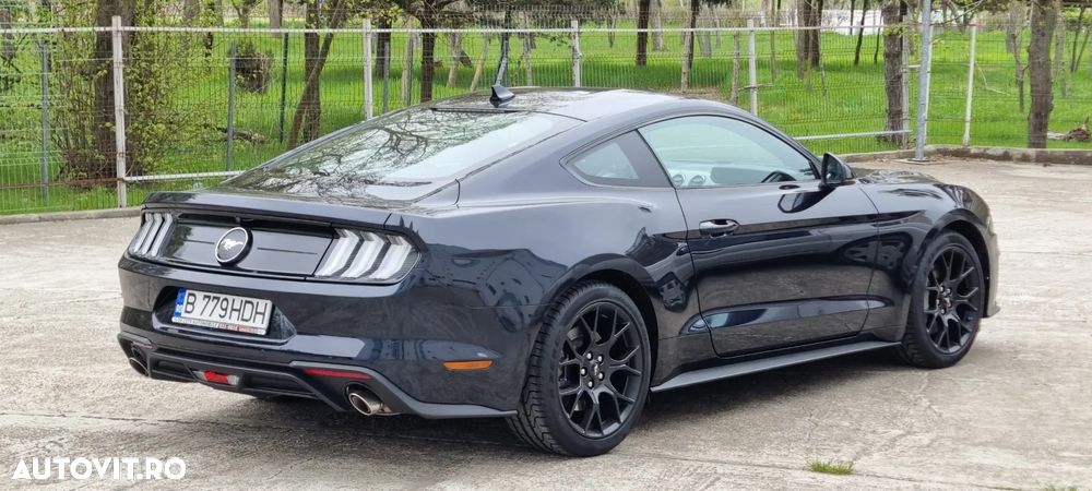 Ford Mustang 2.3 Eco Boost Aut. - 5