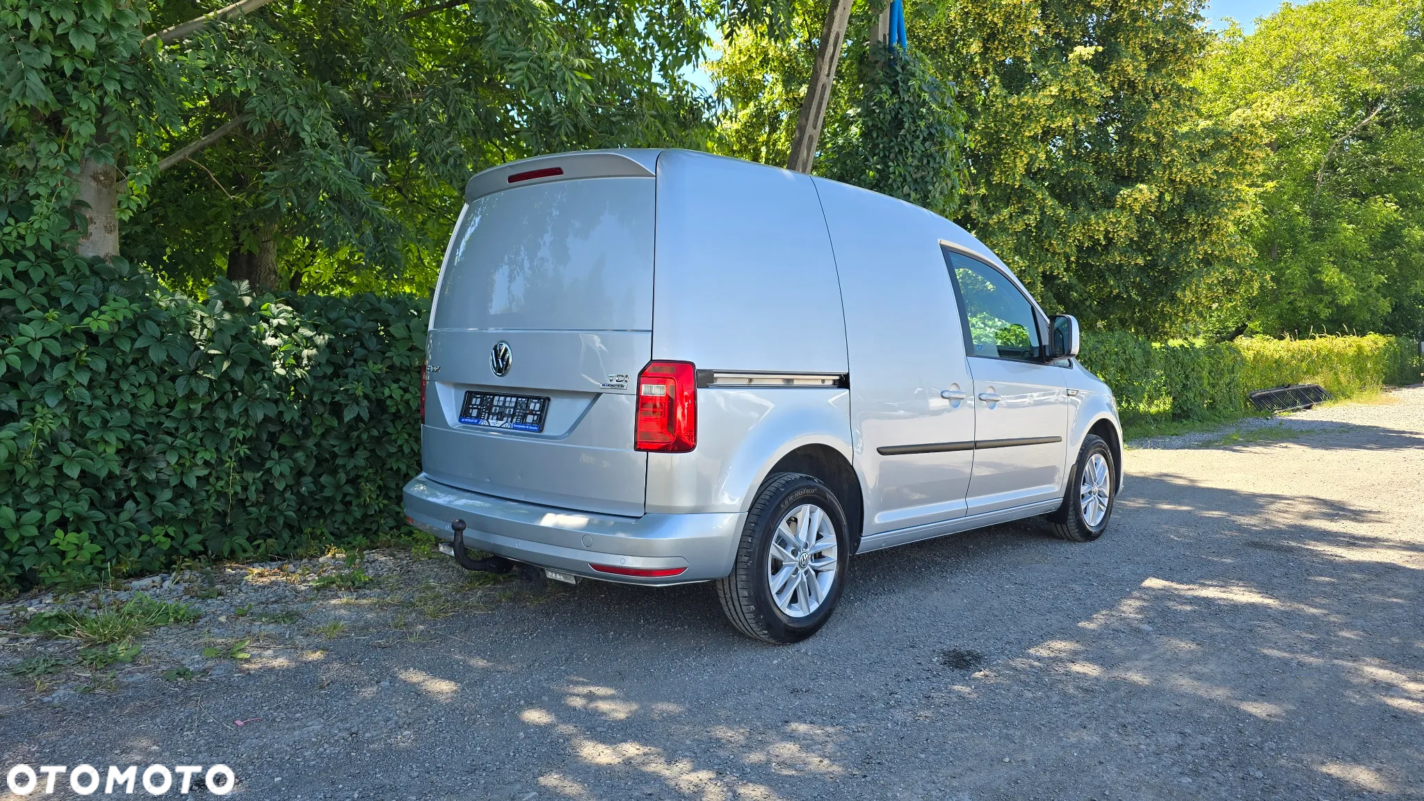 Volkswagen Caddy - 10