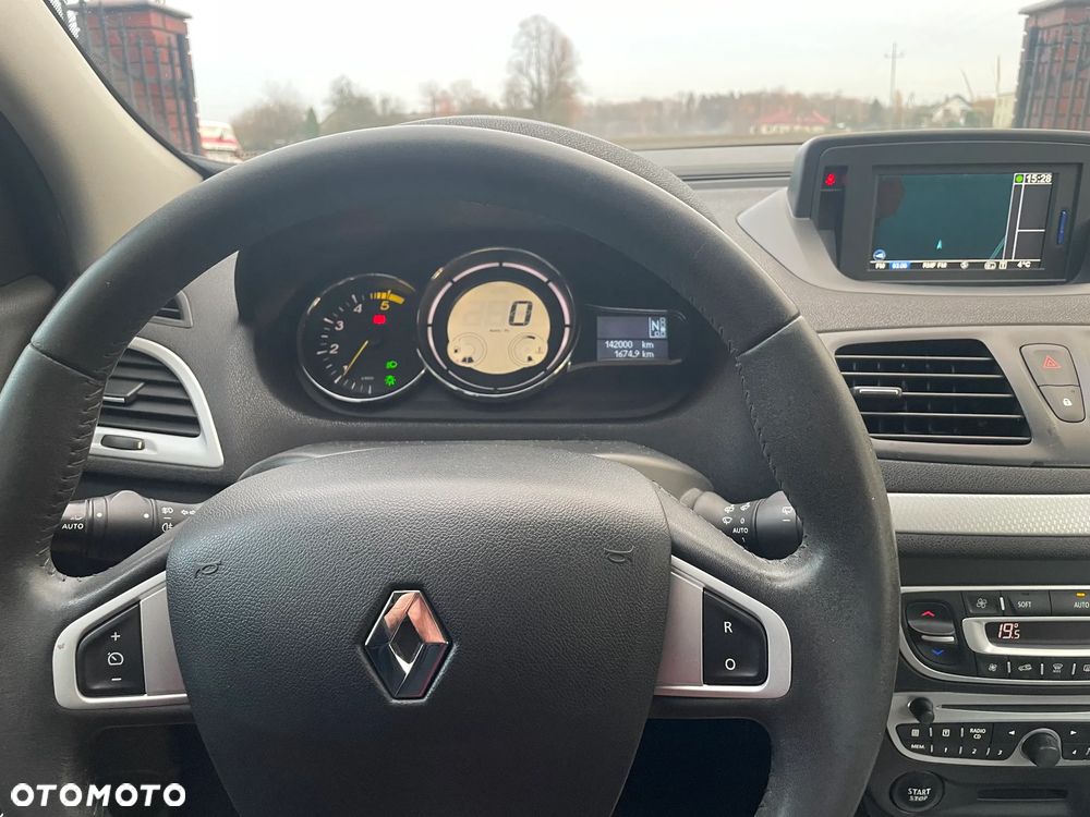 Renault Megane 1.5 dCi Dynamique EDC - 10