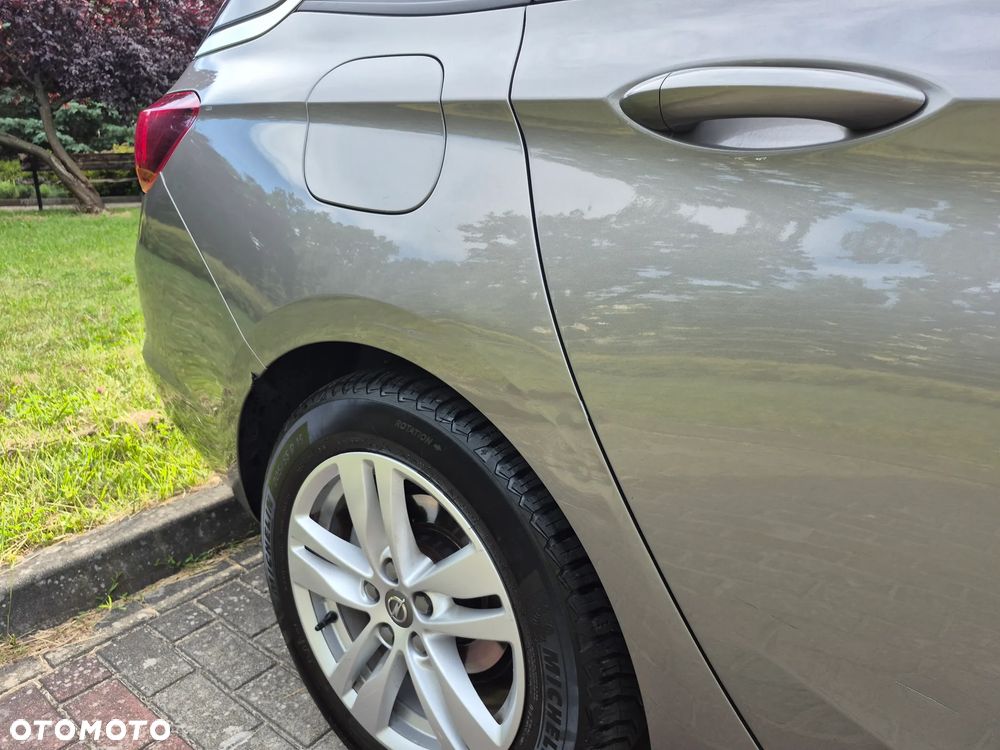 Opel Astra 1.4 Enjoy - 19