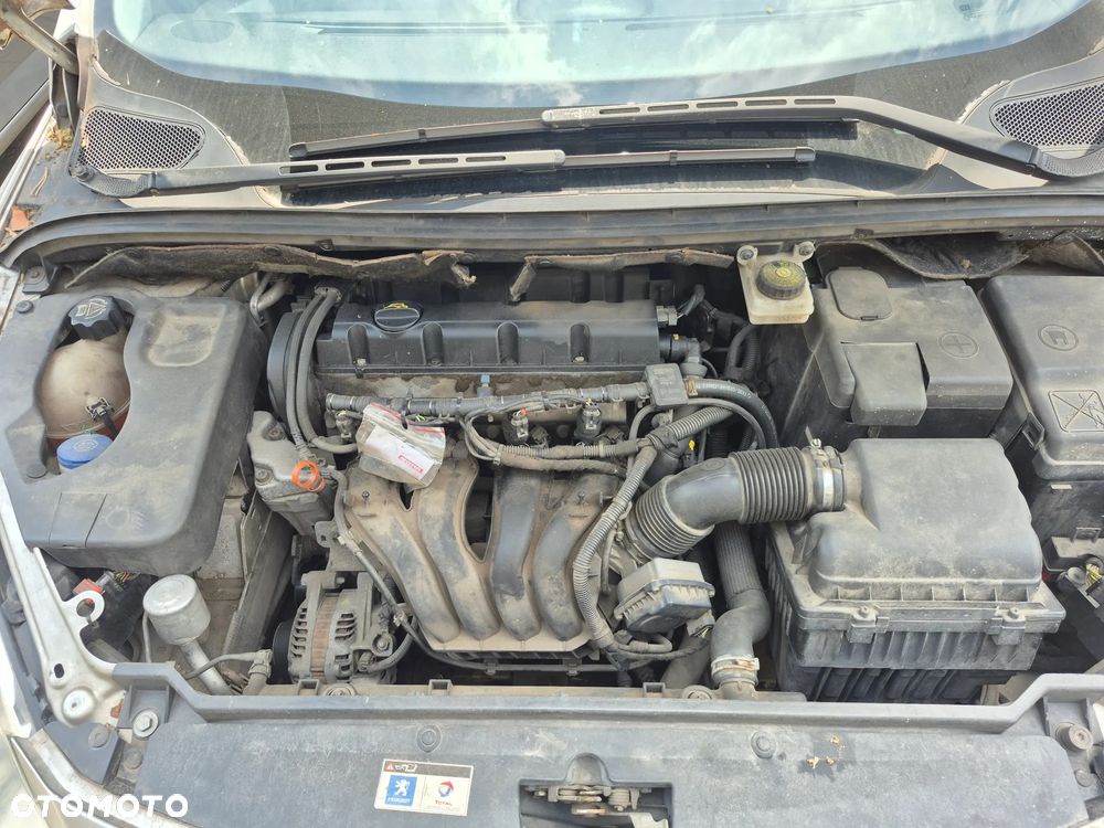 Peugeot 307 - 12