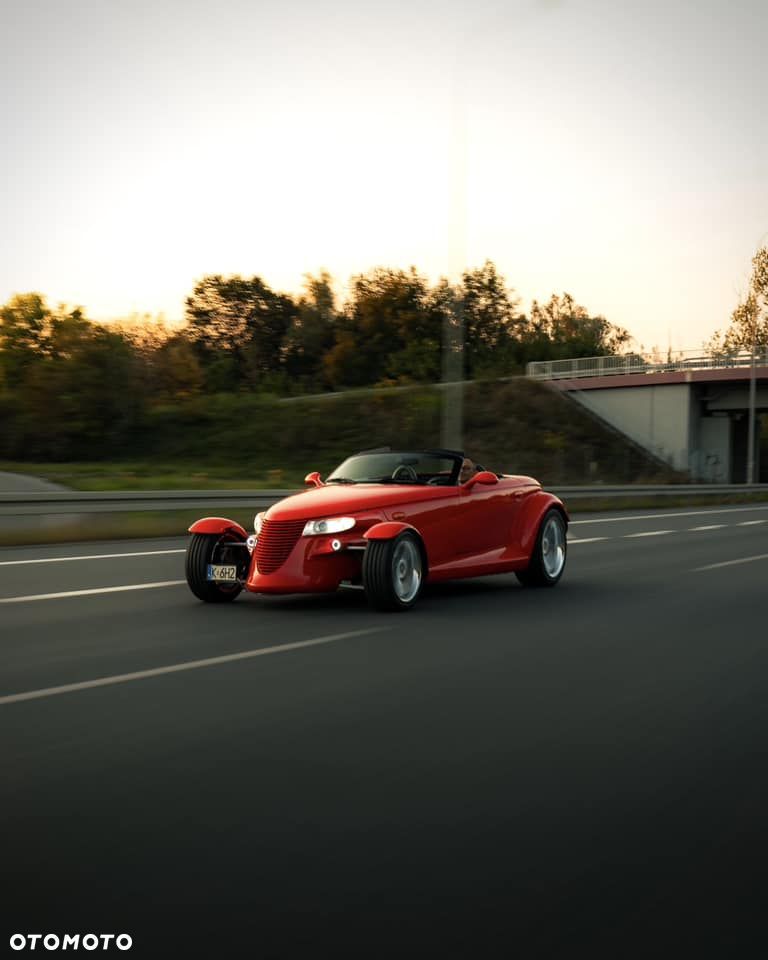 Plymouth Prowler - 24