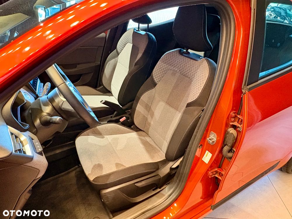 Renault Clio - 28