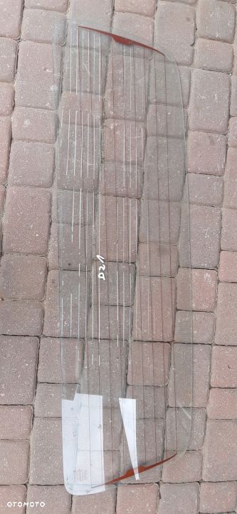 Nissan Navara D21 Szyba Tylna - 1