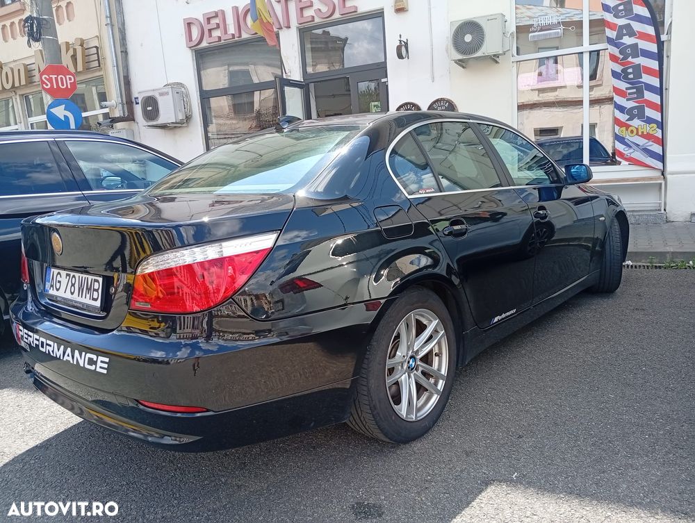 BMW Seria 5 525d Aut. - 4