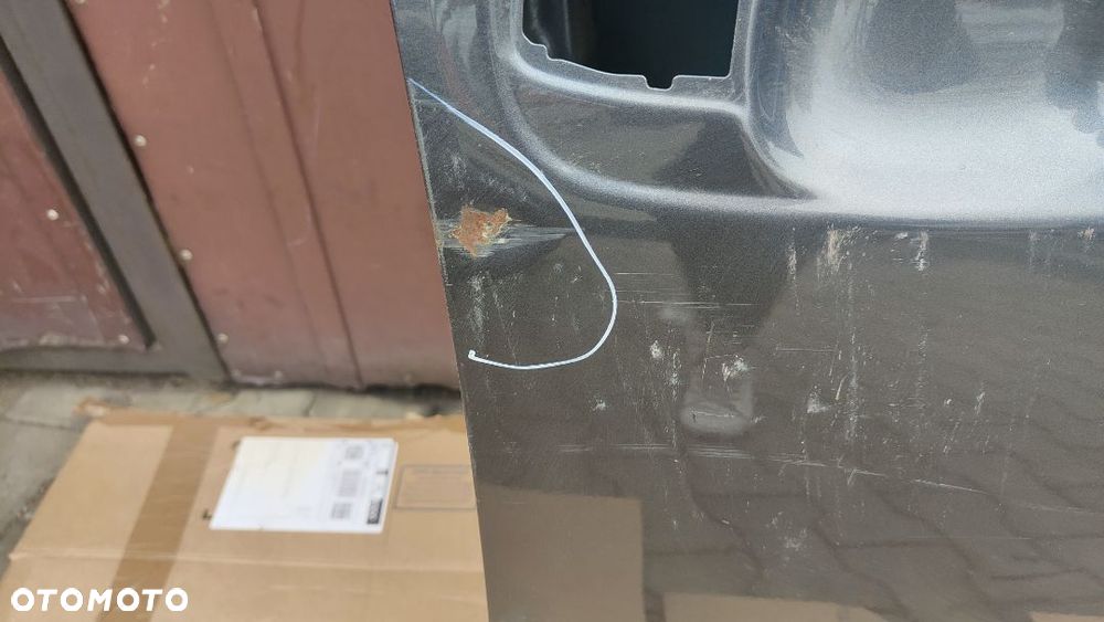 Drzwi przód przednie prawe TOYOTA AVENSIS T27 09- - 2