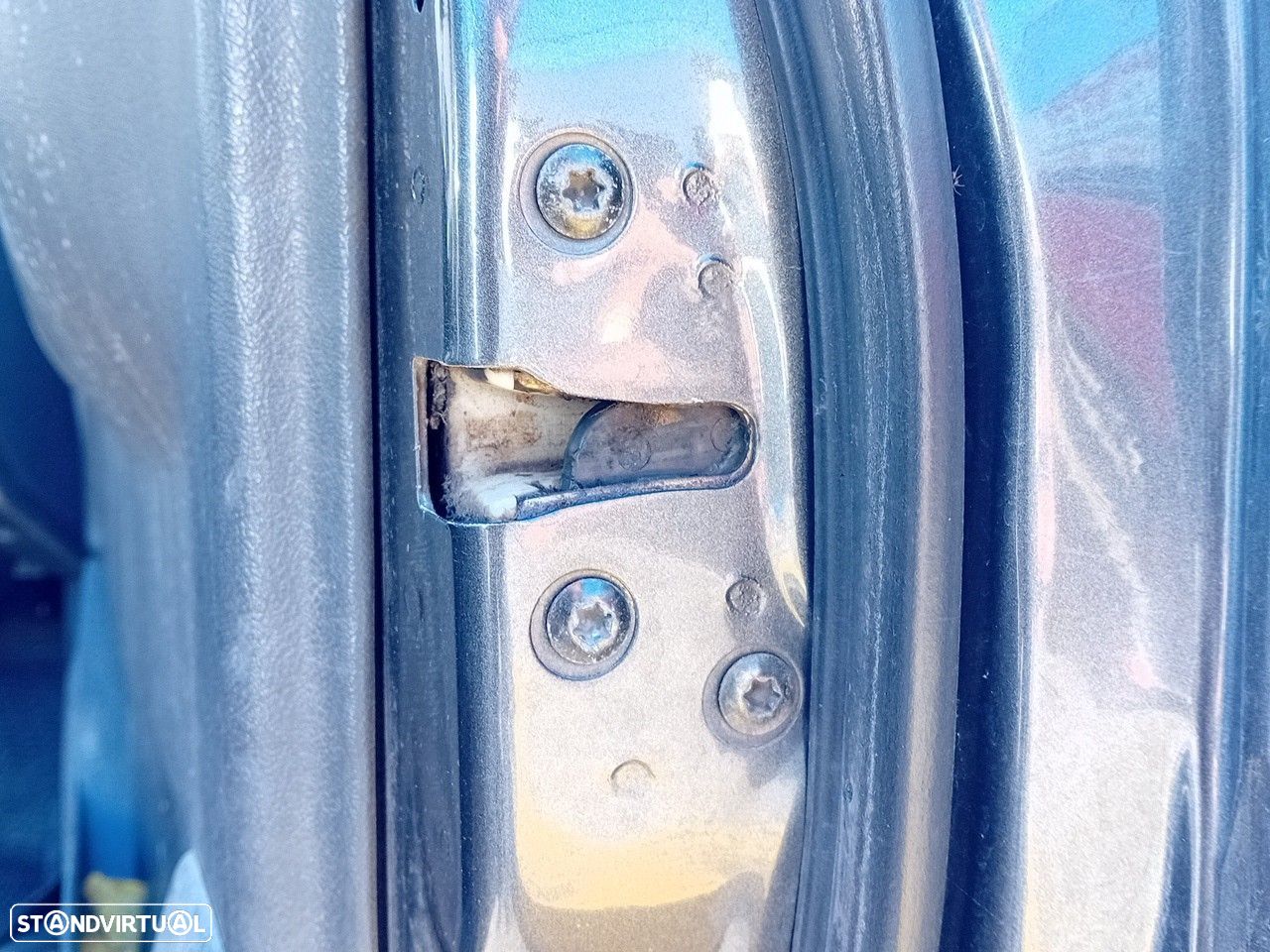 Fechadura / fecho porta frente direito MITSUBISHI Pajero II (V2_W, V3_W, V4_W) - 1