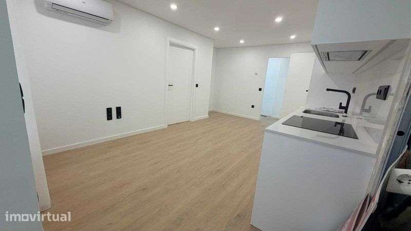 Apartamento T1 + 2 Centro Viseu - Grande imagem: 4/12