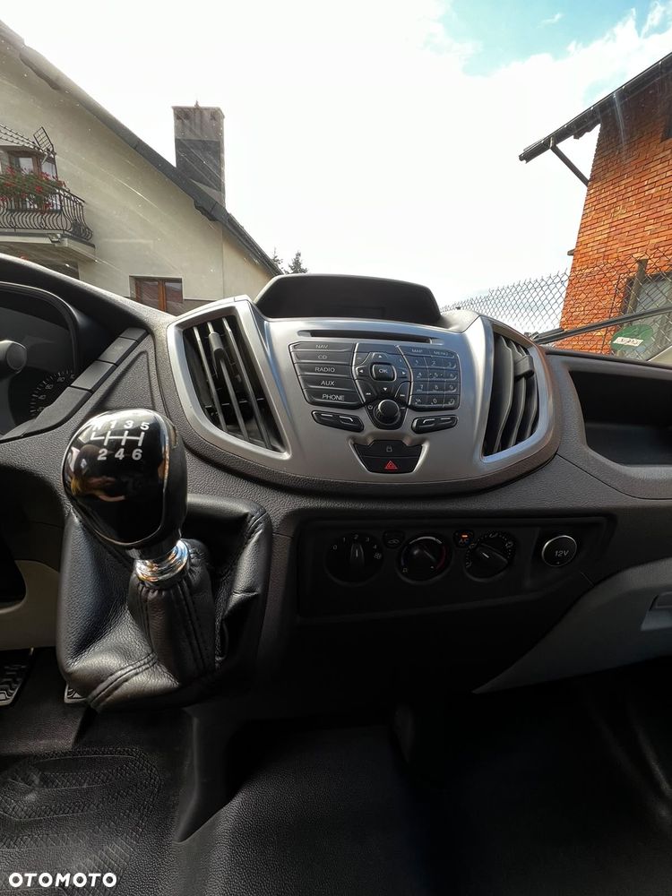 Ford Transit - 23