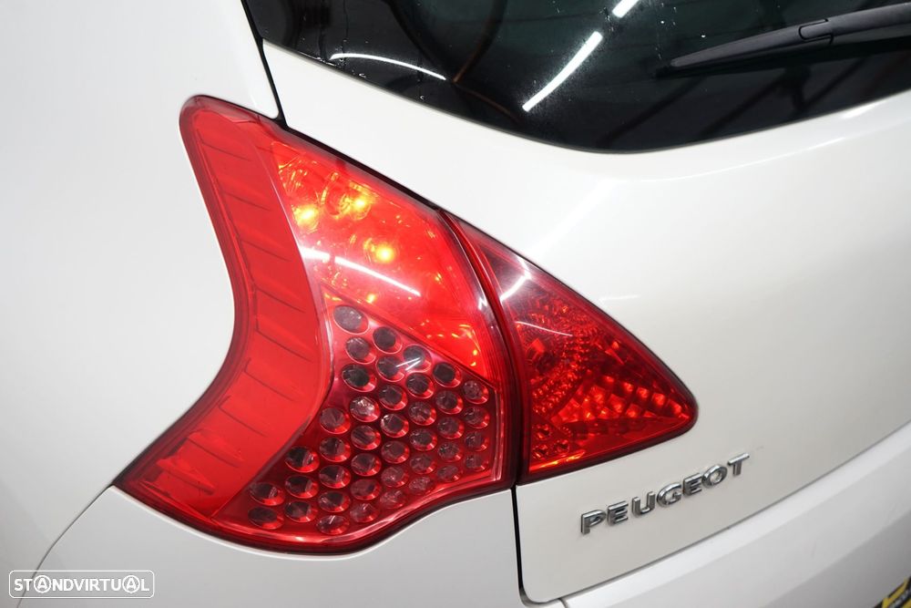 Peugeot 3008 1.6 HDi Allure - 13