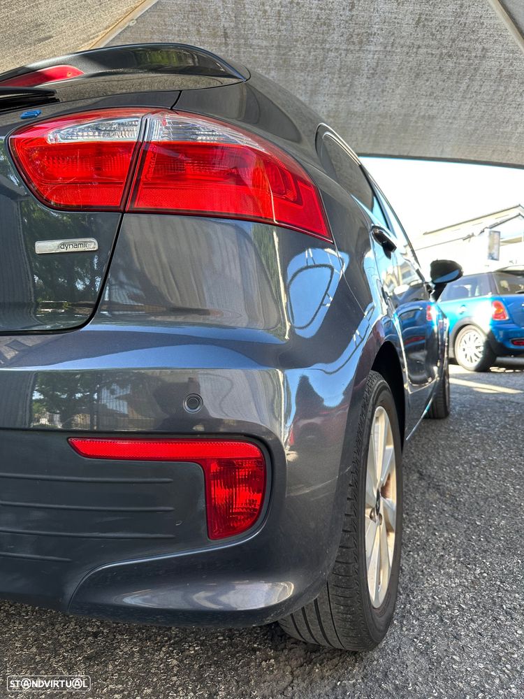 Kia Rio 1.1 CRDi Prime - 16