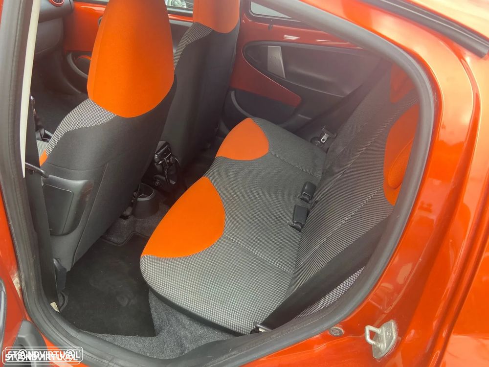 Toyota Aygo 1.0 Orange Edition+VSC - 11