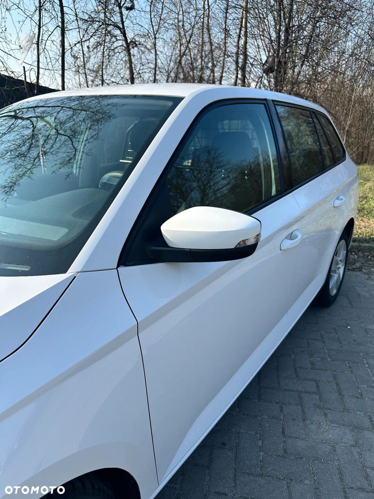 Skoda Fabia 1.0 Ambition - 14