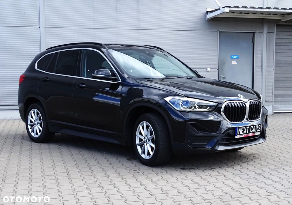 BMW X1 sDrive18d Advantage sport - 4