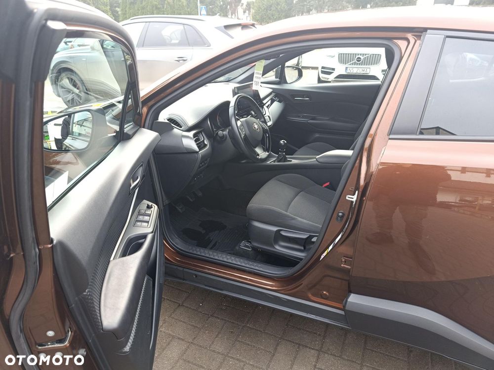 Toyota C-HR 1.2 T GPF Premium - 29